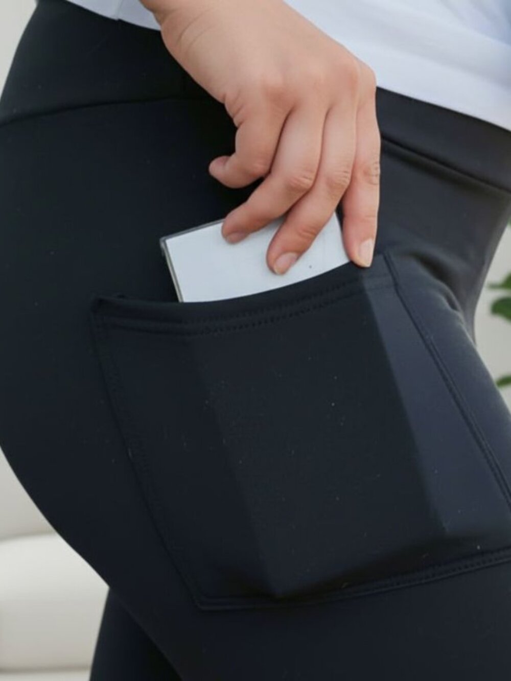 📱 NEW Women's Pocket Leggings and Yoga Pants